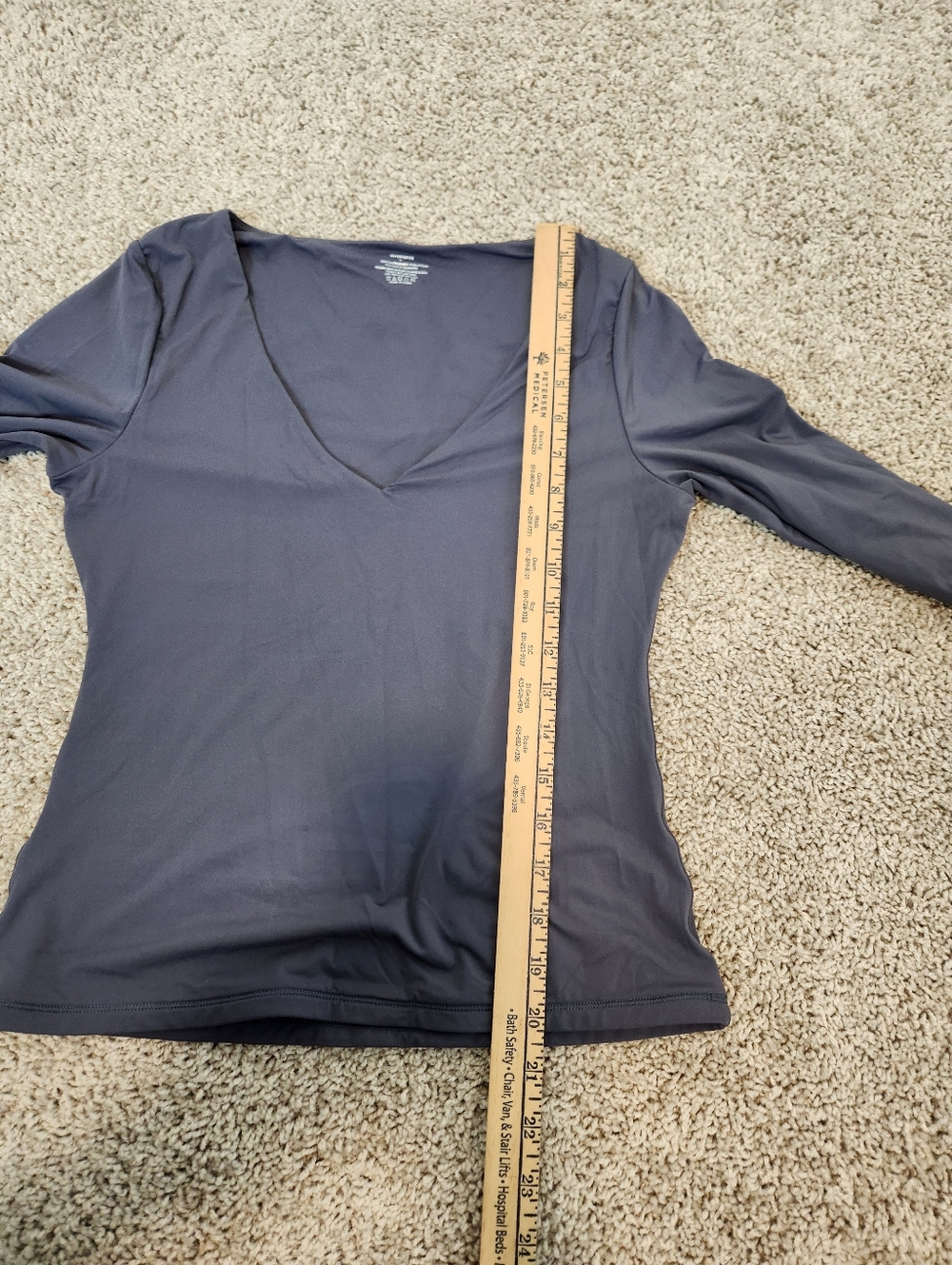 Suuksess Fitted Buttery Soft V-Neck Long Sleeve Top Size Large - Picture 5 of 5